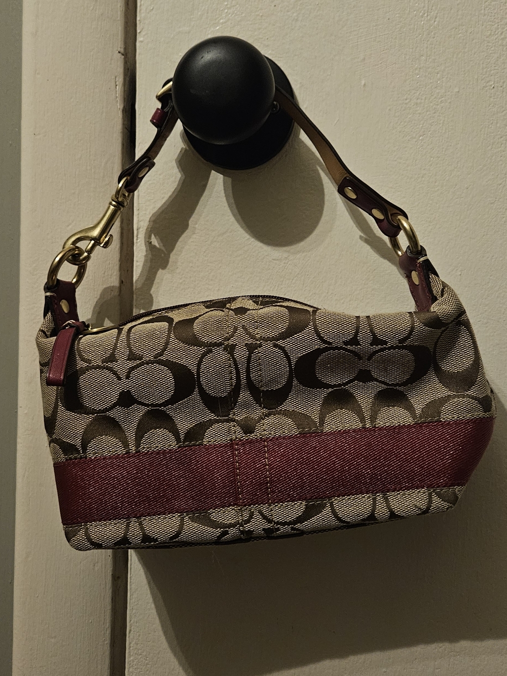 Coach Signature Canvas Hobo Bag with Red Accent - Picture 3 of 6